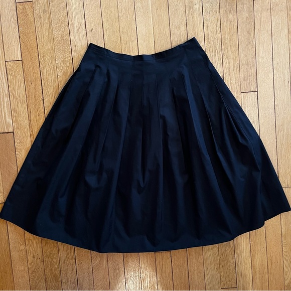 Vince cotton poplin pleated circle skirt — Size 10 - Picture 1 of 4